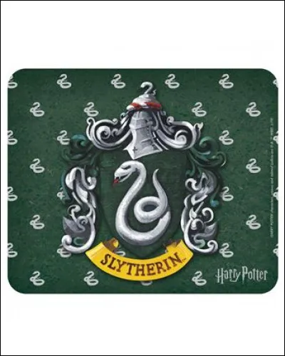 Le méchant est à Serpentard.