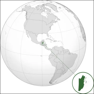 C'est le seul pays d'Amérique centrale où l'anglais est la langue officielle. Il possède l'un des plus grand récif corallien du monde. Quel est-il ?