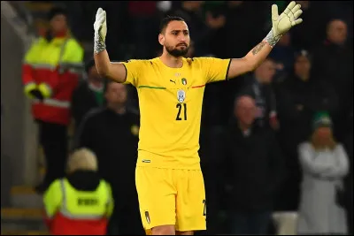 Gianluigi Donnarumma est un gardien de but évoluant au Paris Saint-Germain. Combien de matchs a-t-il faits (en 32 journées) ?