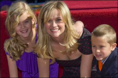 Et comment se nomment les deux autres, qui cette fois sont les enfants de Neil et non pas de Jorge ?