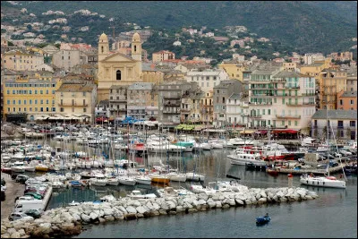 Quelle est la préfecture de la Haute-Corse ?