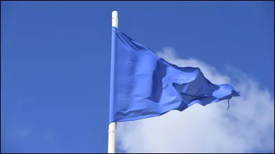 Que signifie le drapeau bleu, annoncé durant la première visite de Sophie dans les Cités Perdues ?