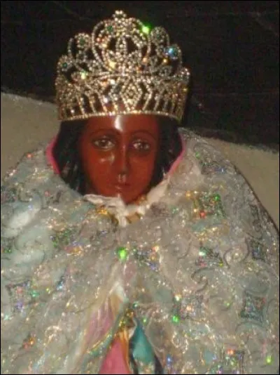 Quelle sainte est vénérée par les Gitans ?