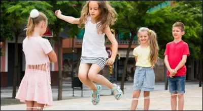 Quel est ce jeu d'extérieur ?