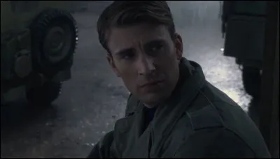 Dans quel film Marvel apparaît le personnage de Steve Rogers ?