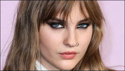 Qui est cette femme ?