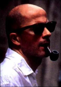 Son nom est Audiard, son prnom est :