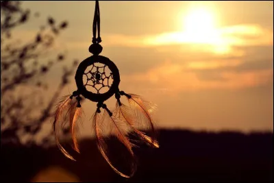 À quelle culture peut-on associer les attrape-rêves ?