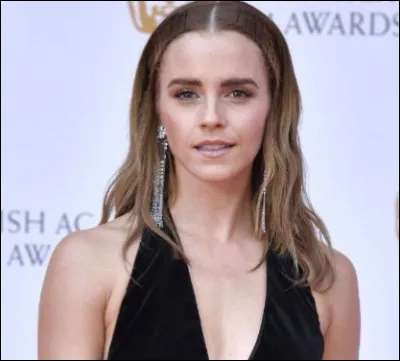 De quelle nationalité est Emma Watson ?