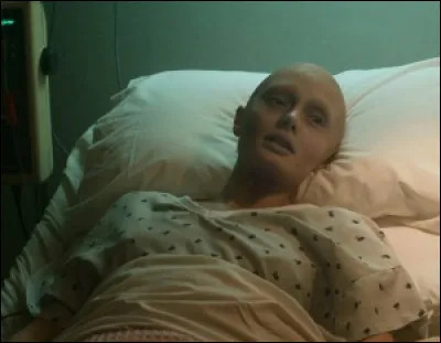 Terminons notre balade en retournant sur Terre. Comment la mère de Peter Quill est-elle morte ?