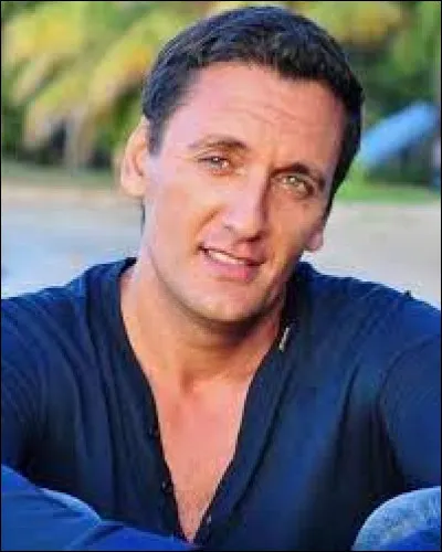 Cette chanson fut classée à la 3e place.
Qui a chanté "Suzette" ?