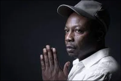 Cette chanson fut classée à la 4e place.
Quel rappeur a chanté "Caroline" ?