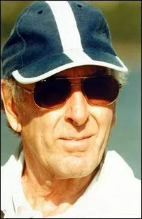 Mon nom est Pinoteau, mon prnom est :