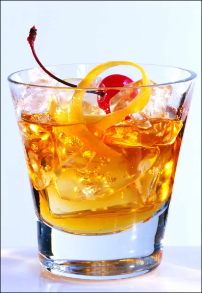 Le Drambuie est une liqueur &eacute;cossaise &eacute;labor&eacute;e &agrave; base de miel et de :