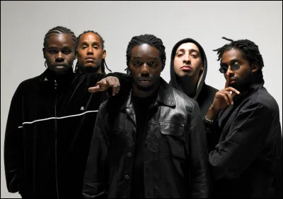 A quel collectif de hip-hop français doit-on la chanson "Angela" en 1999 ?