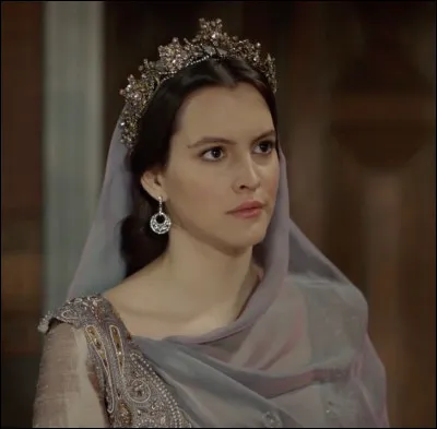 Quel est le MBTI d'Ayse Sultan ?