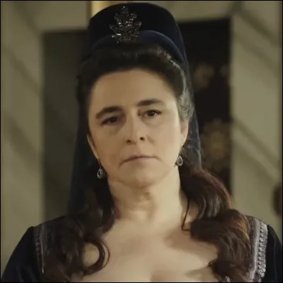 Quel est le MBTI de Cennet Kalfa ?