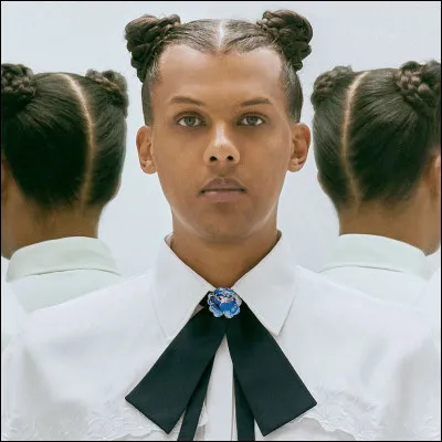 Trouve la suite des paroles : 

J'suis pas tout seul à être tout seul,
Ça fait d'jà ça d'moins dans la tête.
Et si j'comptais combien on est,
Beaucoup. 
Tout ce à quoi j'ai d'jà penser,
Dire que plein d'autres y ont d'jà pensé. 
Mais malgré tout j'me sens si seul.
Du coup,
...