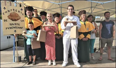 Un amoureux peut être qualifié de "galant'', mais quel mot correspond à une commune des Hautes-Pyrénées dans laquelle vous participerez à la fête de la "Tourte Pyrénéenne" ?