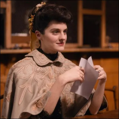 Quel rôle interprète Noémie Merlant sur cette photo ?