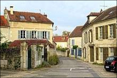 Aujourd'hui, notre balade démarre dans les Hauts-de-France, à Avilly-Saint-Léonard. Commune de l'arrondissement de Senlis, elle se situe dans le département ...