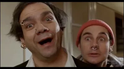 Quel est ce film où les protagonistes gagnent un héritage de "cent patates" ?