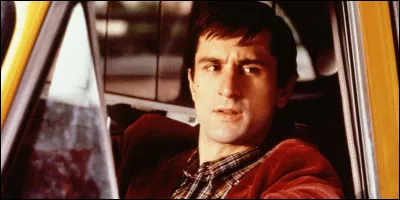 Quel long-métrage montre un homme déambulant en voiture dans une New York nocturne ?