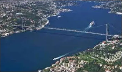 Quel est le nom de ce détroit célèbre turc ?