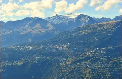 Se forme au salon, c'est le...