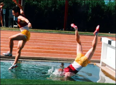 En athlétisme, combien de rivières doit-on franchir dans un 3 000 mètres steeple ?