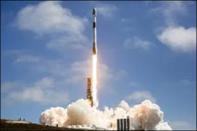 À quelle autre entreprise américaine, Elon Musk est-il associé ?