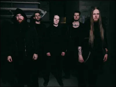 Comment s'appelle cet artiste ?