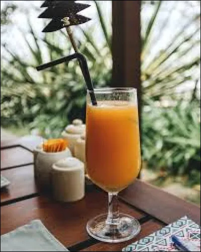 De quels ingrédients est composé le cocktail mimosa ?