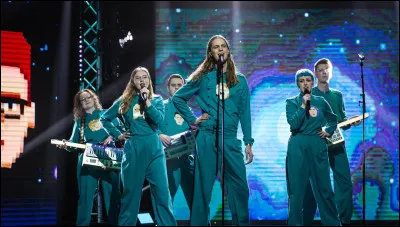 Comment s'appelle cet artiste ?