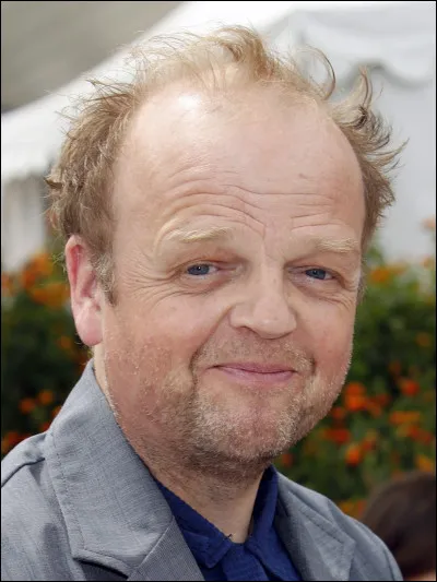 Quel acteur joue Dobby ?