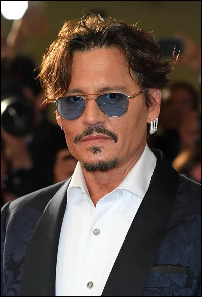 Dans quel film l'acteur Johnny Depp joue-t-il ?
