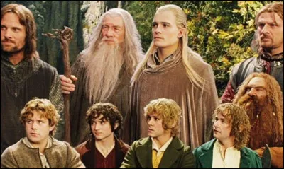 Littérature : Qui a écrit la saga ''Le Seigneur des Anneaux'' ?