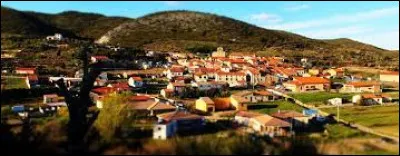 Nous terminons notre balade en Occitanie, à Trévillach. Village de l'aire d'attarction Perpignanaise, dans le Fenouillèdes, il se situe dans le département ...