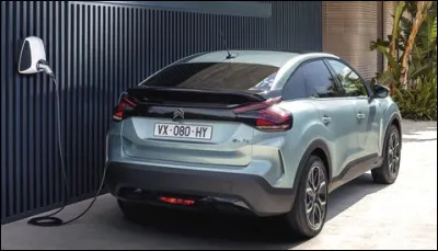 Quel est ce modèle de berline électrique ?