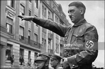 Qui appelait Adolf Hitler son "Cher ami" ?