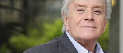 Le photon, le graviton et le gluon sont des...