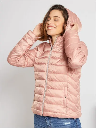 Vous aussi vous avez froid l'hiver ? Vous aussi vous prenez une doudoune ? Est-ce que vous connaissez la date d'invention de la doudoune ?