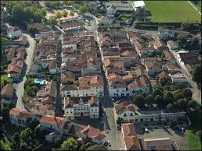 Ce village du sud du département des Landes, c'est Montfort en ...