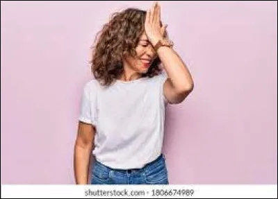 Cette après midi, histoire-géographie puis sport. 
Or, tu as malheureusement oublié ton cahier chez toi. Quelle est ta réaction ?