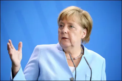 En quelle année Angela Merkel a-t-elle été nommée chancelière d'Allemagne ?