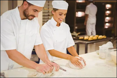 Quel est le nom donné à l'apprenti boulanger-pâtissier ?