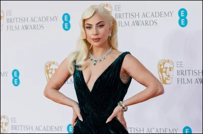 &Agrave; quel &acirc;ge Gaga a-t-elle commenc&eacute; le piano ?