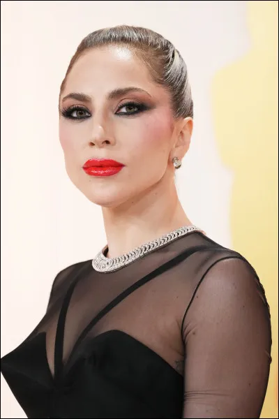 Quel est le parfum pr&eacute;f&eacute;r&eacute; de Gaga ?