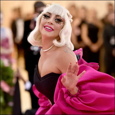 Quel &acirc;ge a Lady Gaga ?