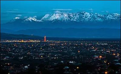 Quelle est la capitale de la république d'Ingouchie, sujet fédéral de la fédération de Russie ?